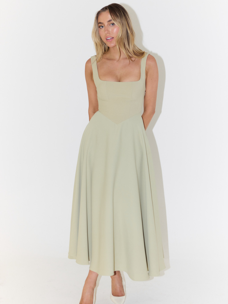 Elegantes Midi-Damenkleid mit Breiten Trägern und Quadrat-Ausschnitt – Festliches Kleid für Hochzeitsgäste und besondere Anlässe 0