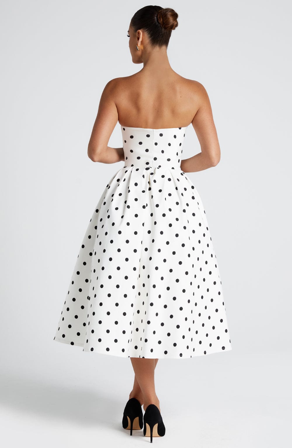 Schwarzes Strapless Midi-Kleid mit Polka-Dots – Figurbetontes Festliches Kleid für Hochzeitsgäste 4